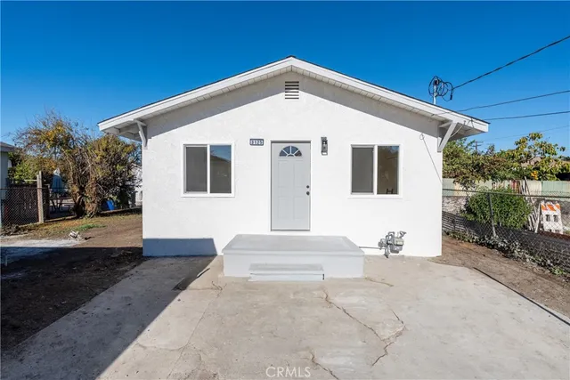 $679,000 | 3125 Cedar Avenue, Lynwood, CA 90262