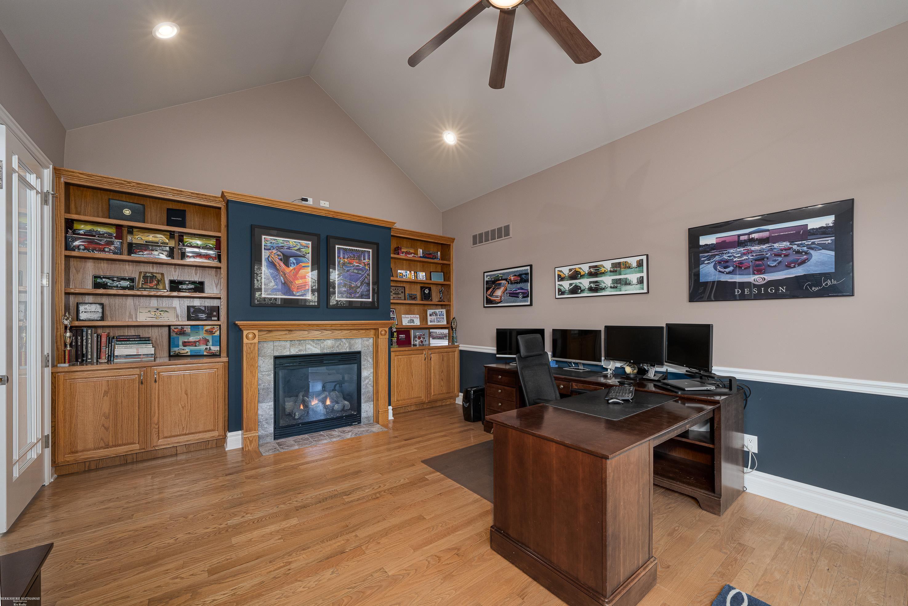 4372 Timber Ridge Drive Romeo, MI 48065 - Photo 11 of 84 Vaulted Ceiling with Fan