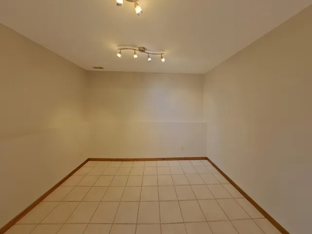 $2,449 | 4905 Independence Street, Maple Plain, MN 55359