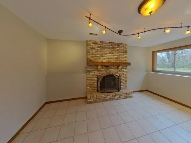 $2,599 | 4905 Independence Street, Maple Plain, MN 55359