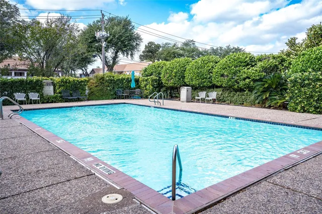 a view of a basketball court