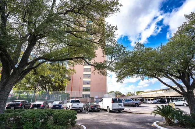 a front view of a building with street view
