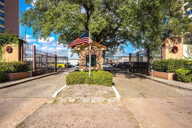 $99,000 | 7520 Hornwood Drive, Unit 1003, Houston, TX 77036