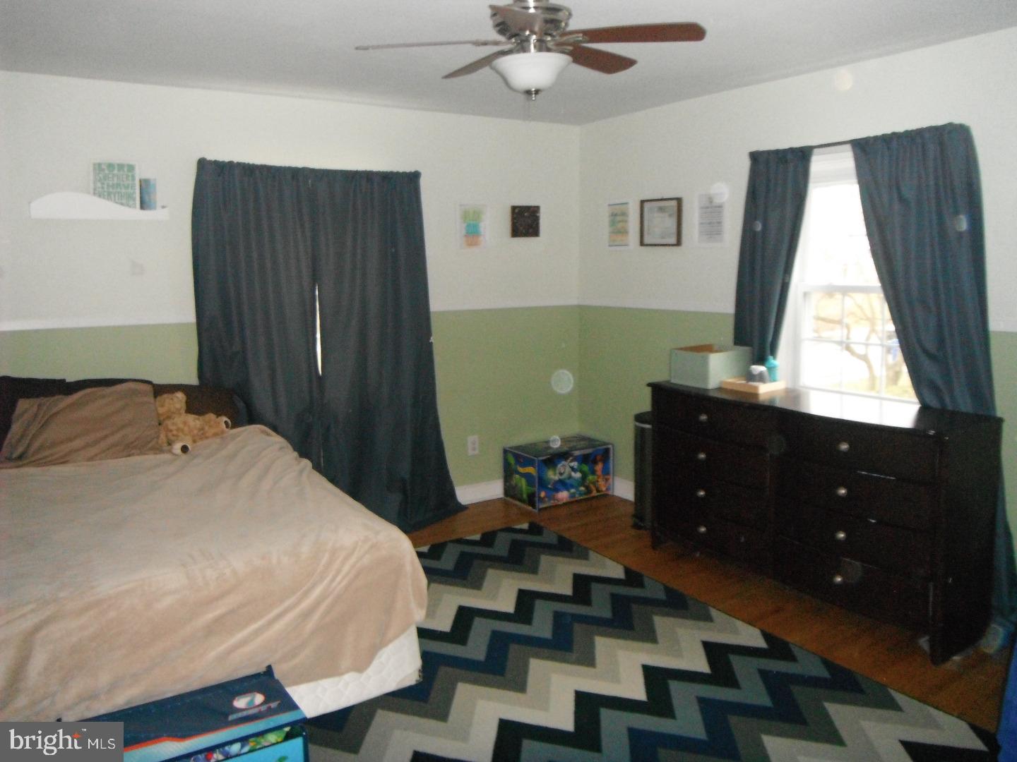 113 Andrea Road Cheltenham, PA 19012 - Photo 17 of 25 Bedroom 2
