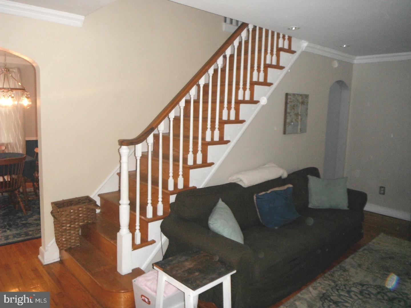113 Andrea Road Cheltenham, PA 19012 - Photo 3 of 25 Living Room