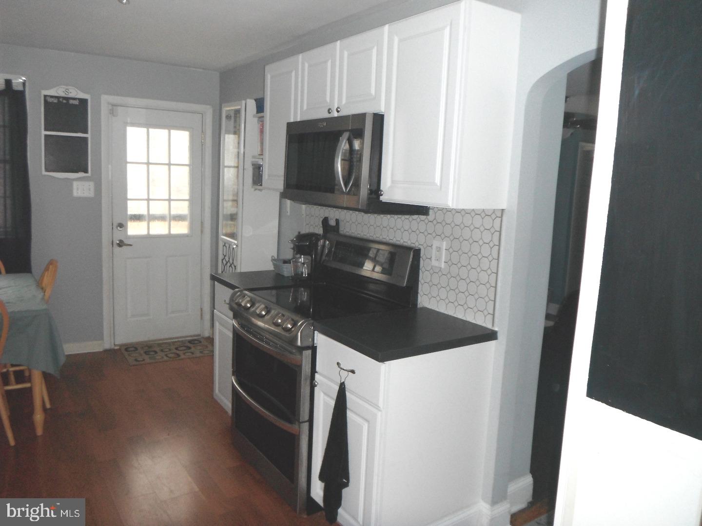 113 Andrea Road Cheltenham, PA 19012 - Photo 9 of 25 Kitchen