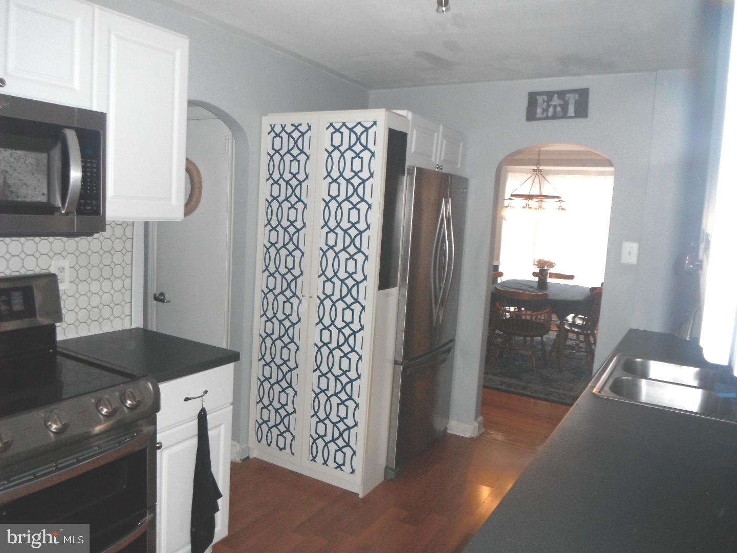 113 Andrea Road Cheltenham, PA 19012 - Photo 10 of 25 Kitchen