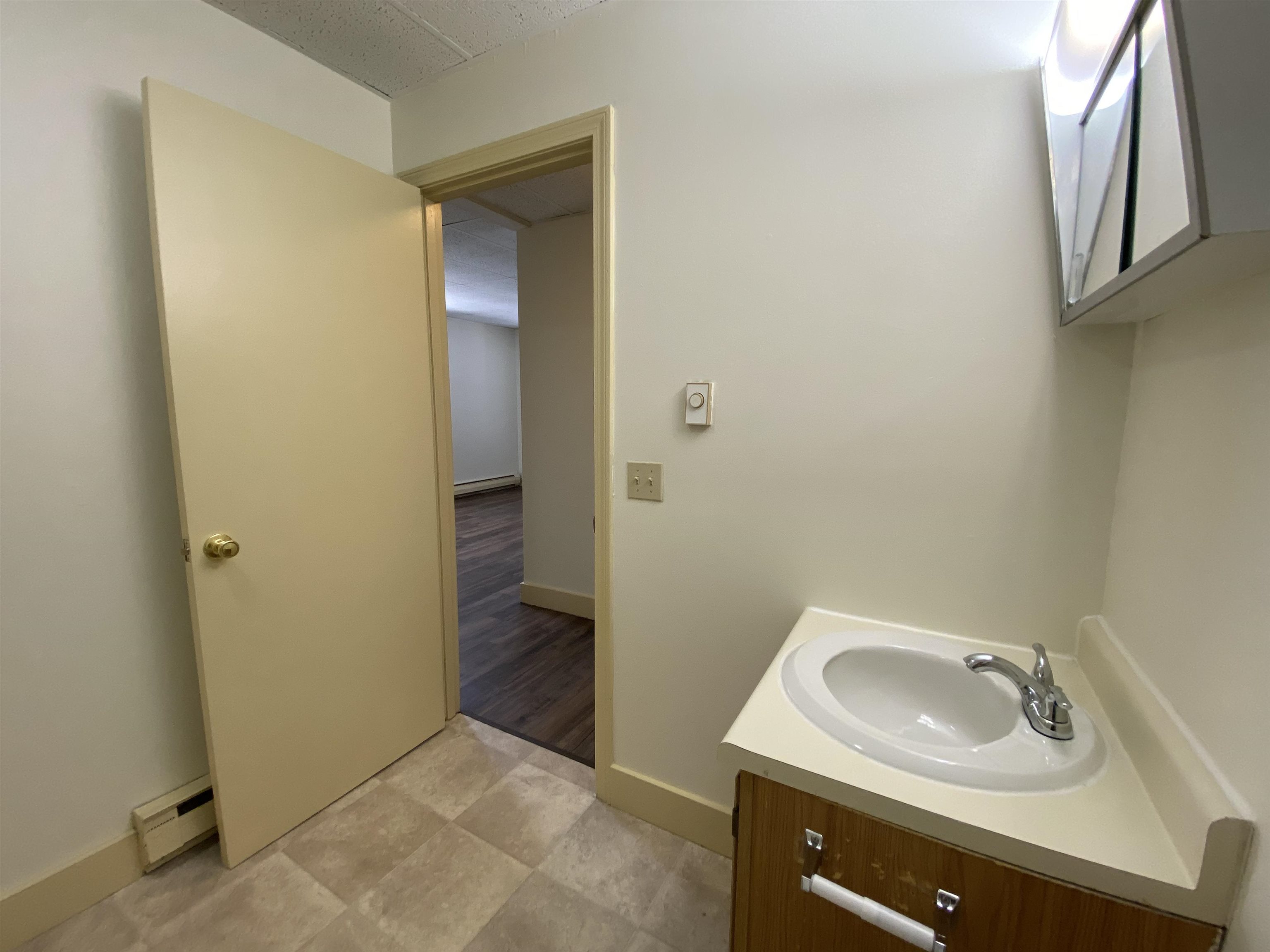 610 Union Street, Unit 303 Manchester, NH 03104 - Photo 38 of 40