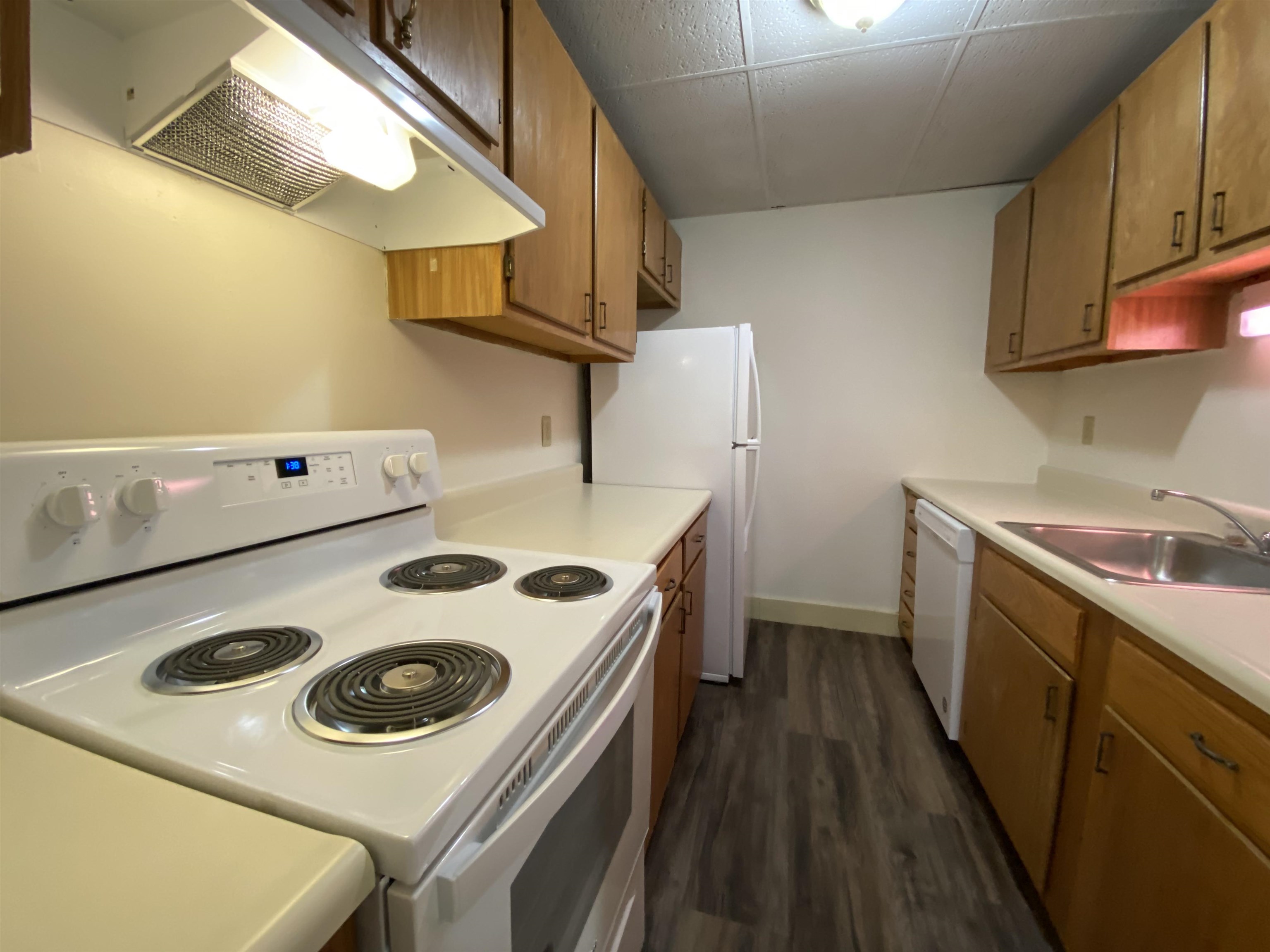 610 Union Street, Unit 303 Manchester, NH 03104 - Photo 6 of 40