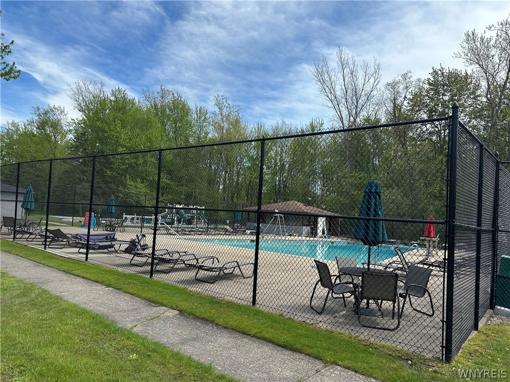 304 Charlesgate Circle Amherst, NY 14051 - Photo 21 of 26