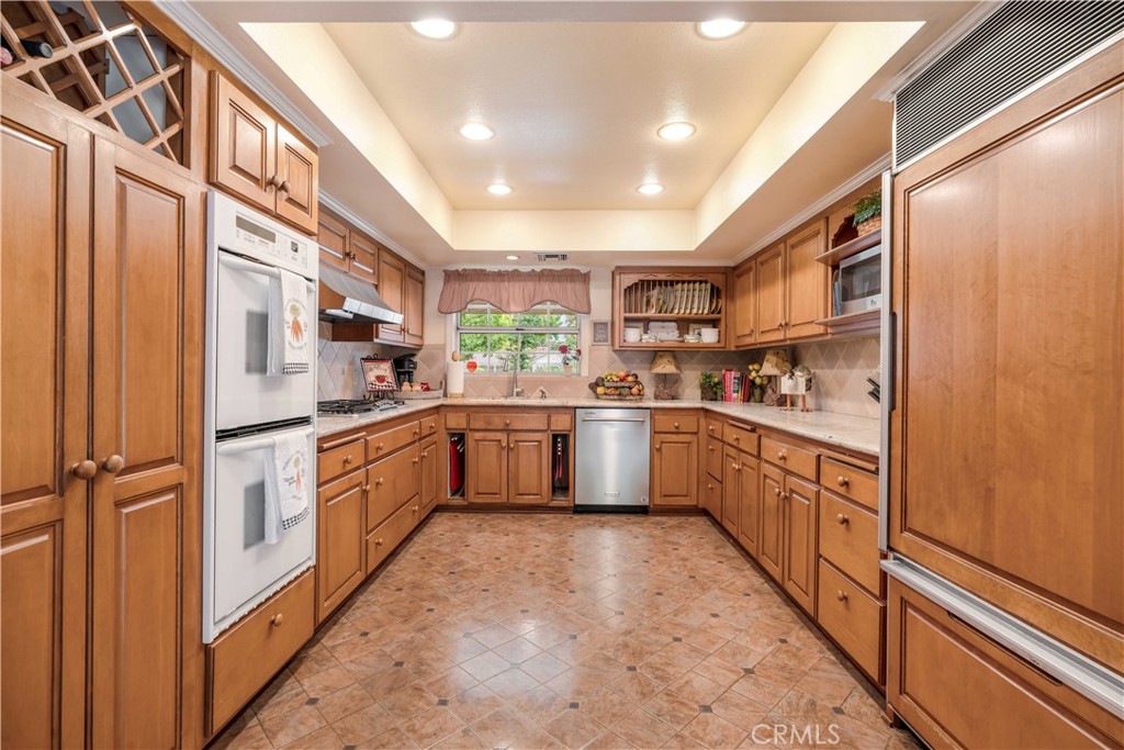 1714 Riverside Drive Glendale, CA 91201 - Photo 14 of 40
