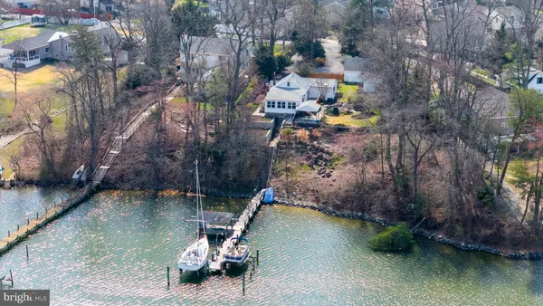 a view of a lake with houses