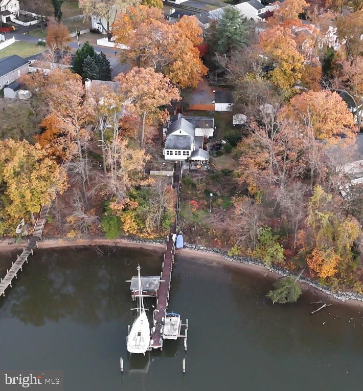 7720 West Shore Road Pasadena, MD 21122 - Photo 2 of 12