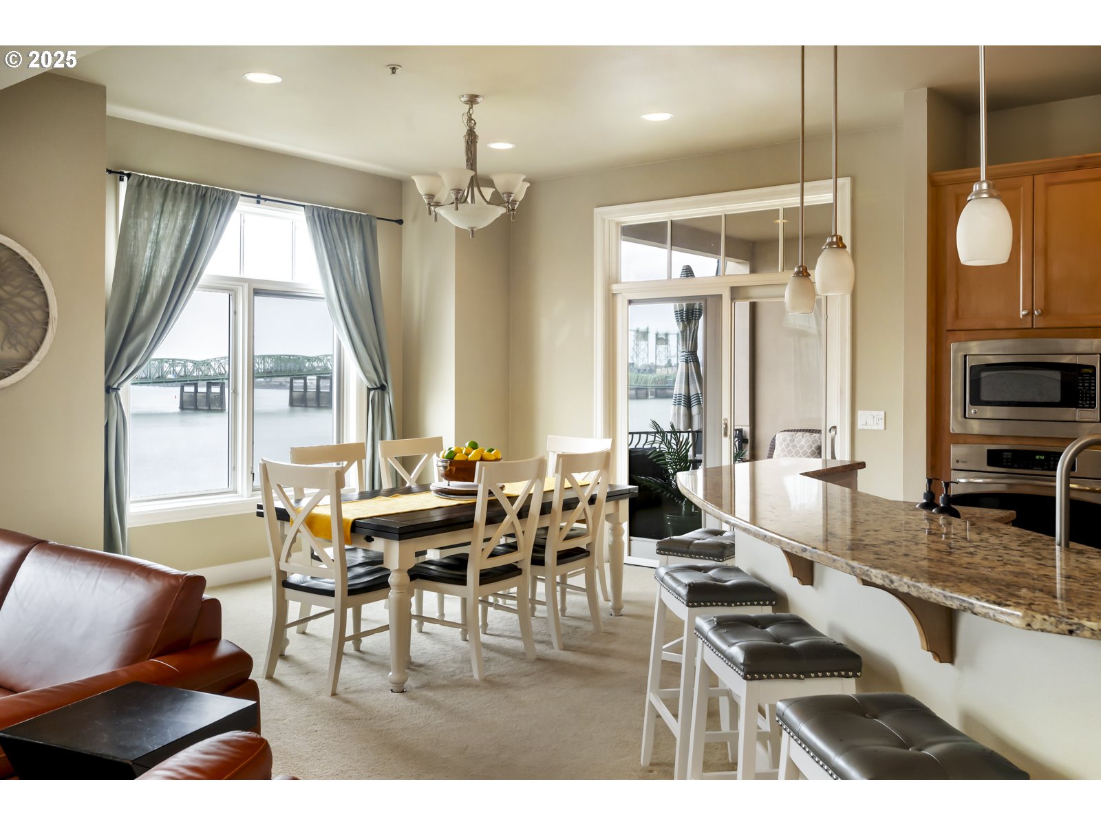 707 North Hayden Island Drive, Unit 413 Portland, OR 97217 - Photo 13 of 43