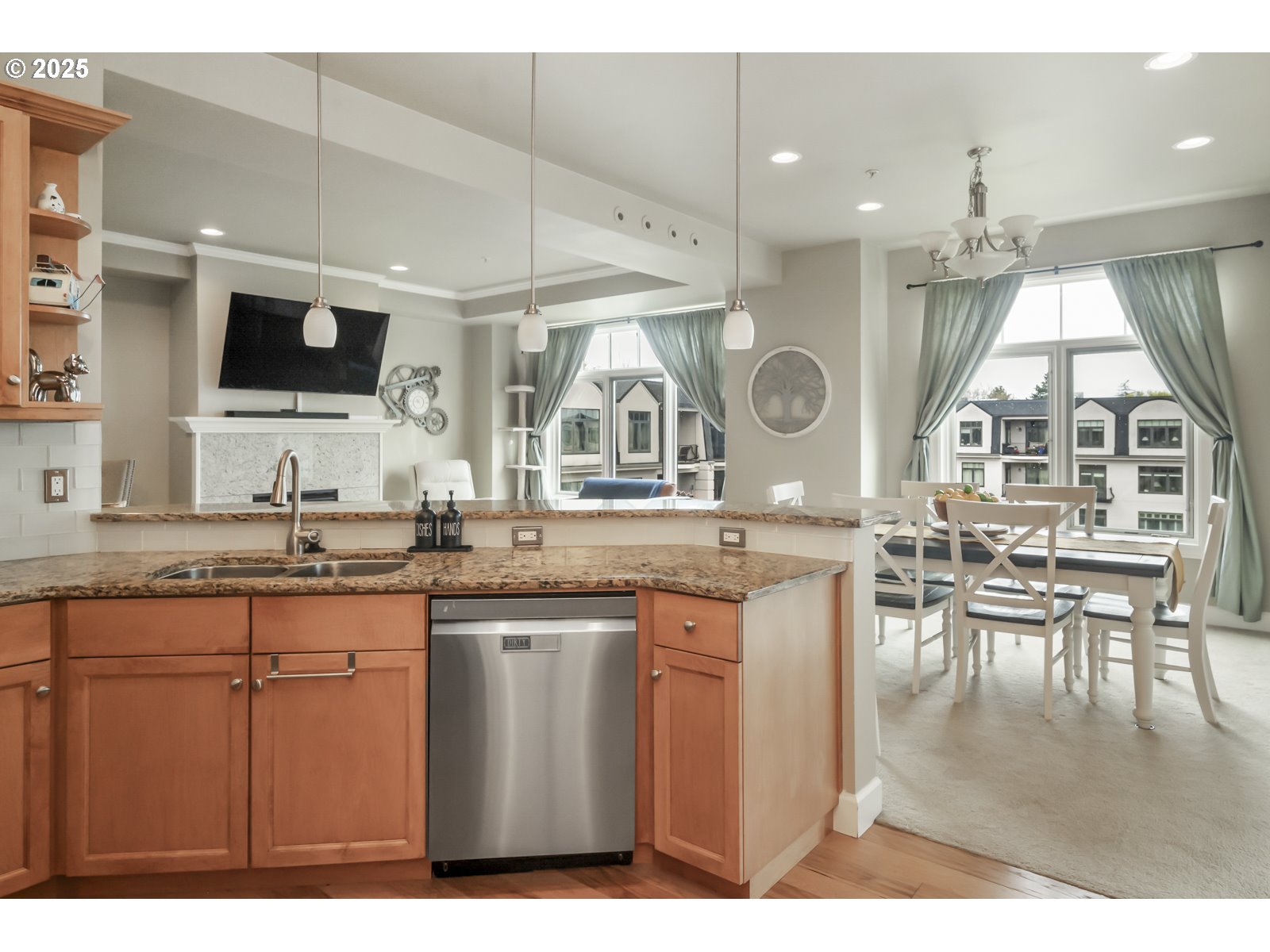 707 North Hayden Island Drive, Unit 413 Portland, OR 97217 - Photo 16 of 43