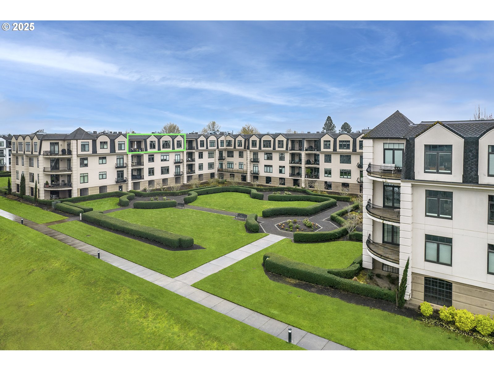 707 North Hayden Island Drive, Unit 413 Portland, OR 97217 - Photo 2 of 43