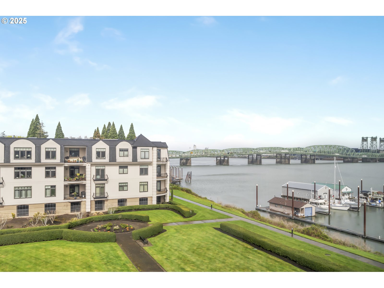 707 North Hayden Island Drive, Unit 413 Portland, OR 97217 - Photo 6 of 43