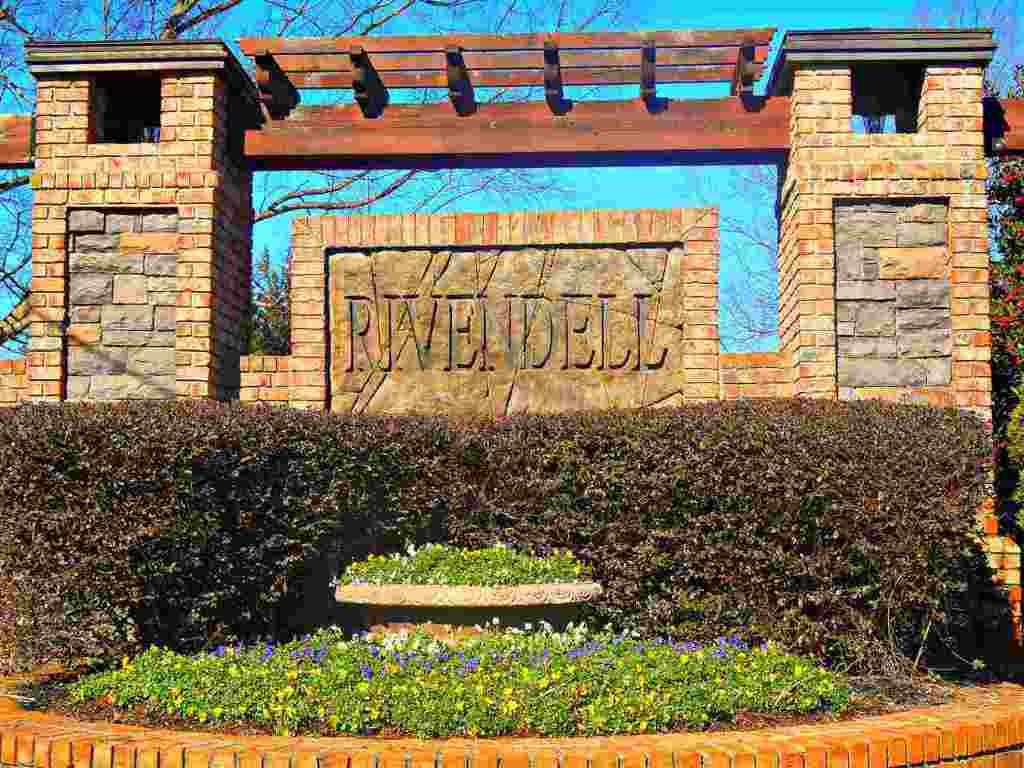 1 Tolkien Drive Anderson, SC 29621 - Photo 2 of 32 Gallery Image 2