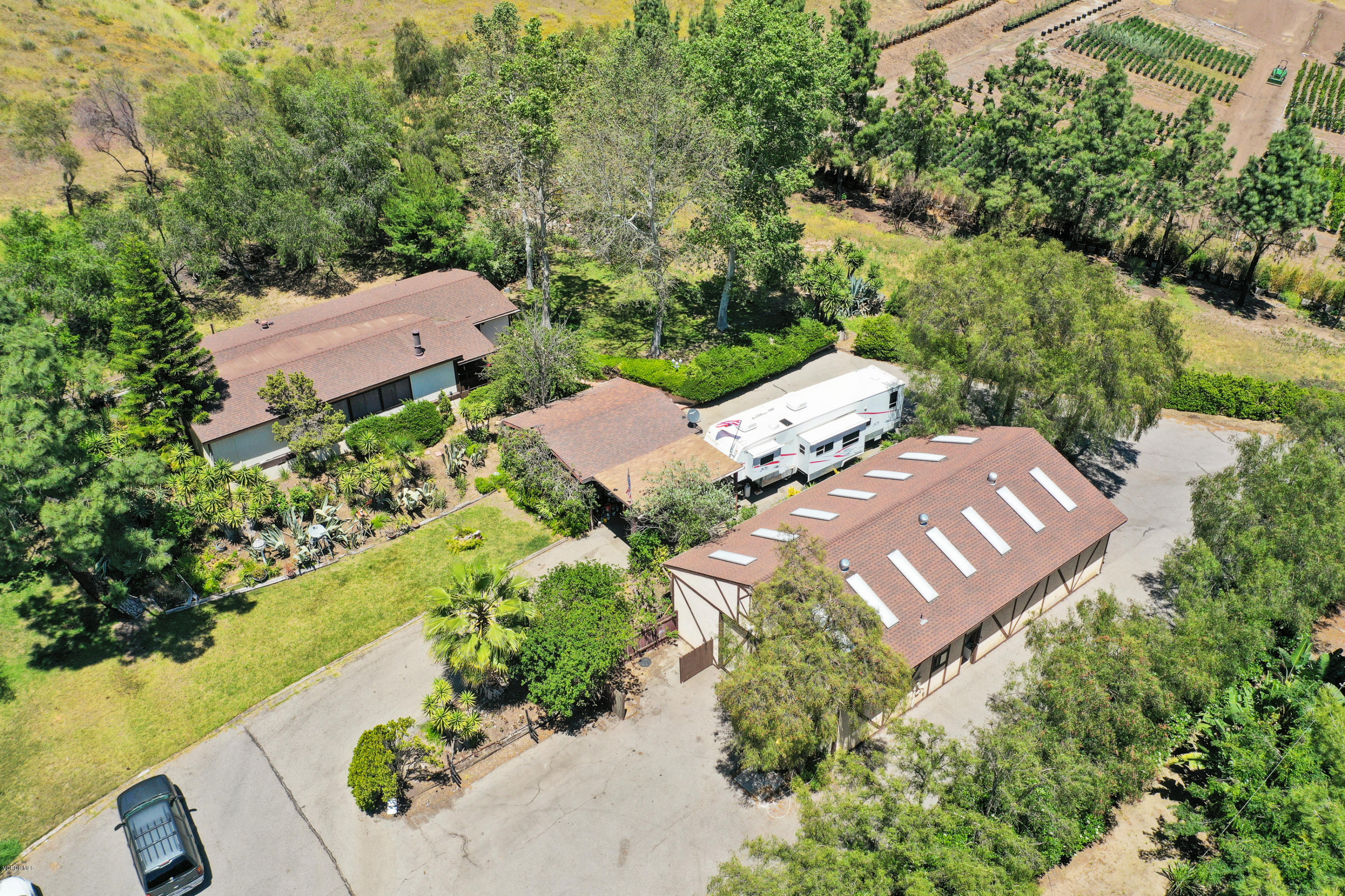1577 Tierra Rejada Road Simi Valley, CA 93065 - Photo 2 of 31 002_Your private compound awaits