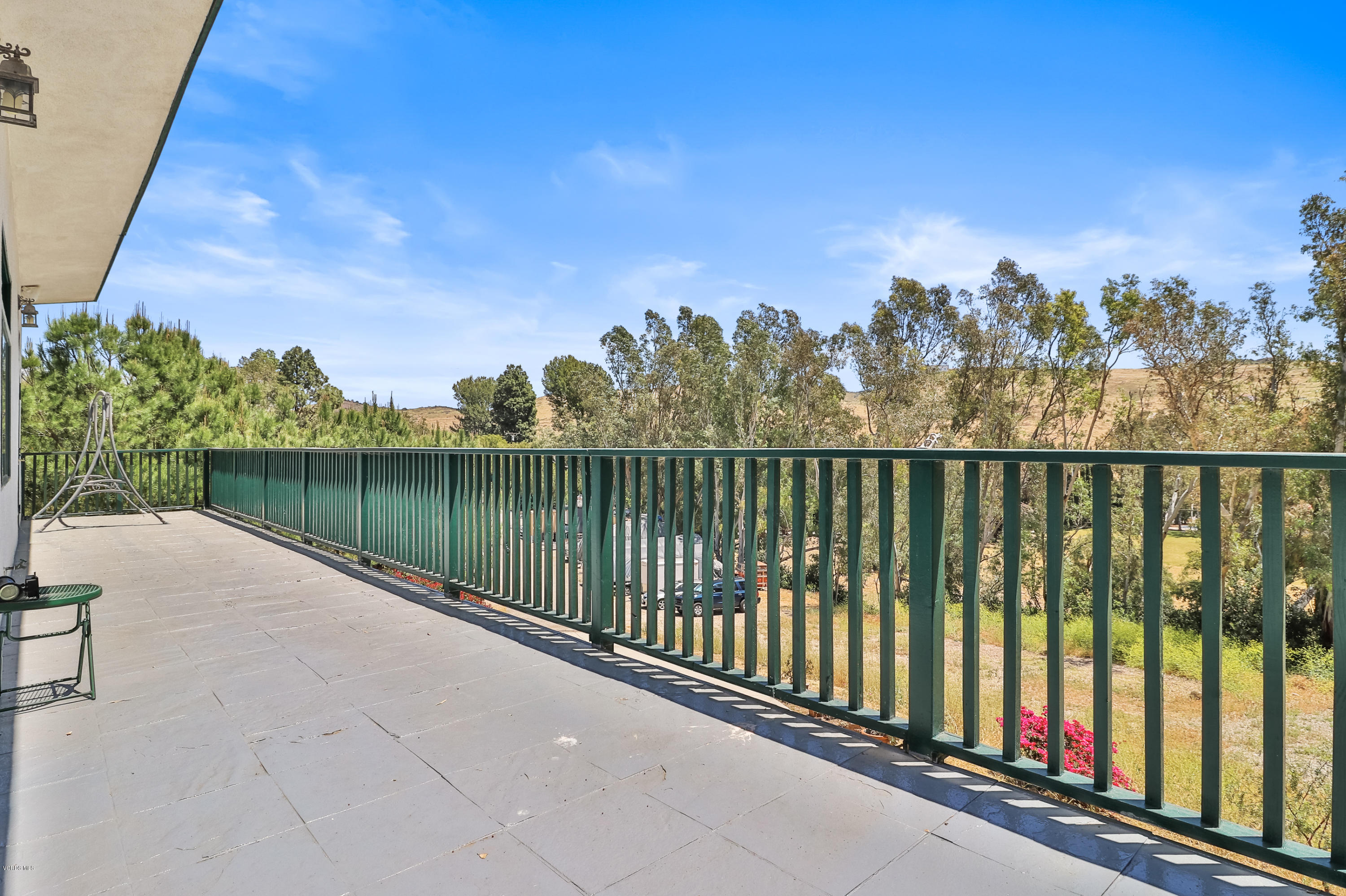 1577 Tierra Rejada Road Simi Valley, CA 93065 - Photo 27 of 31 029_The Balcony