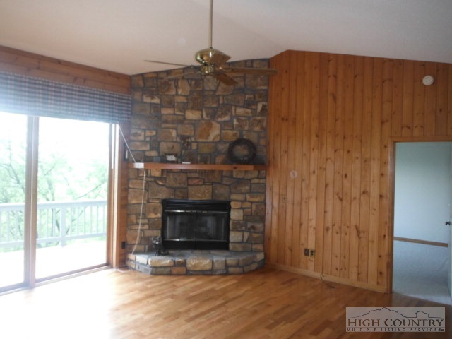 144 Grey Fox Ridge Road Banner Elk, NC 28604 - Photo 2 of 11 Gallery Image 2