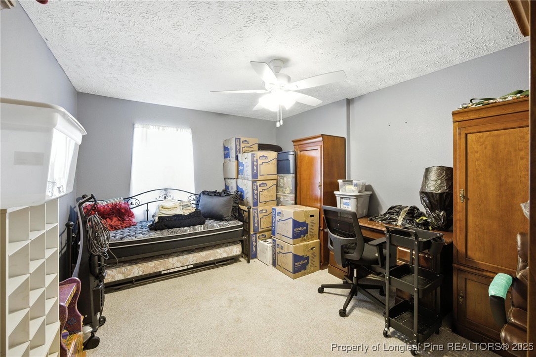 223 Broadwell Road St. Pauls, NC 28384 - Photo 5 of 28 a living room with furniture