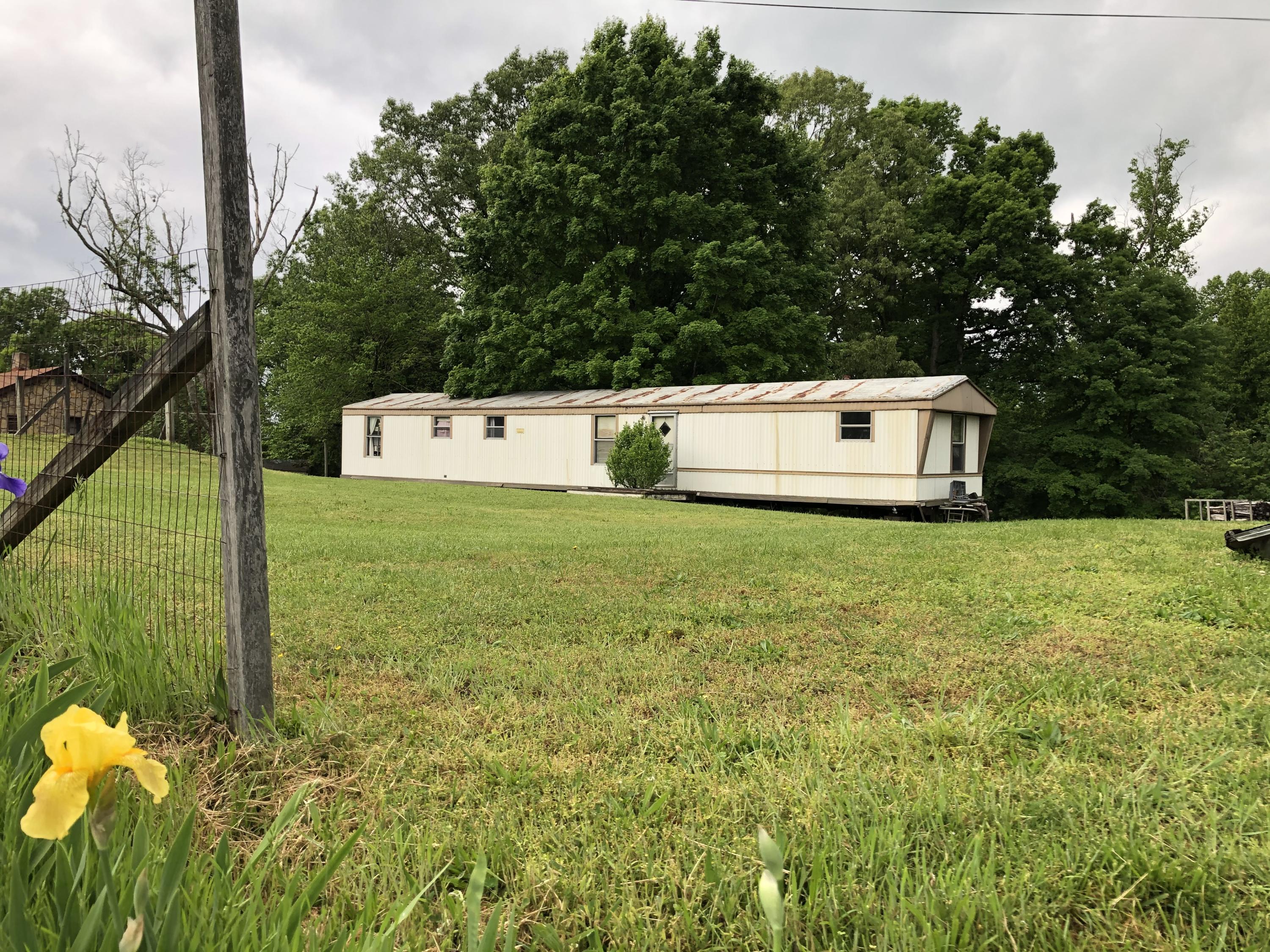 6617 Cate Road Powell, TN 37849 - Photo 6 of 10 Singlewide