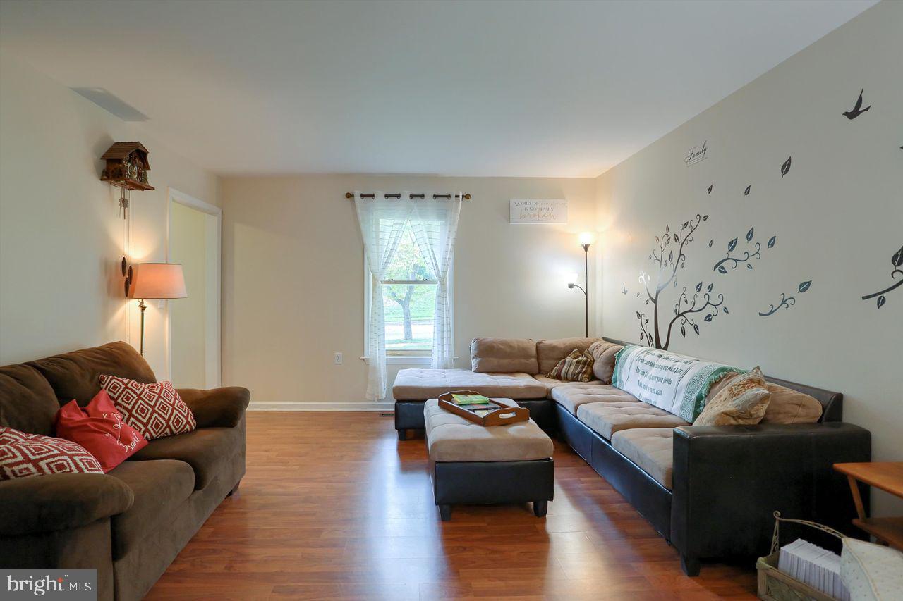 5711 Cloverdale Road Harrisburg, PA 17112 - Photo 12 of 45 Gallery Image 12