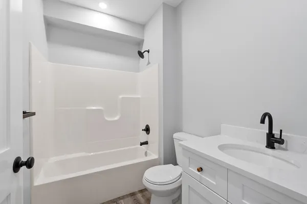 $2,400 | 631 Franklin Street, Unit 106, Worcester, MA 01604