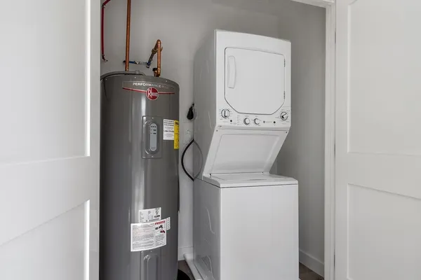 $2,400 | 631 Franklin Street, Unit 106, Worcester, MA 01604