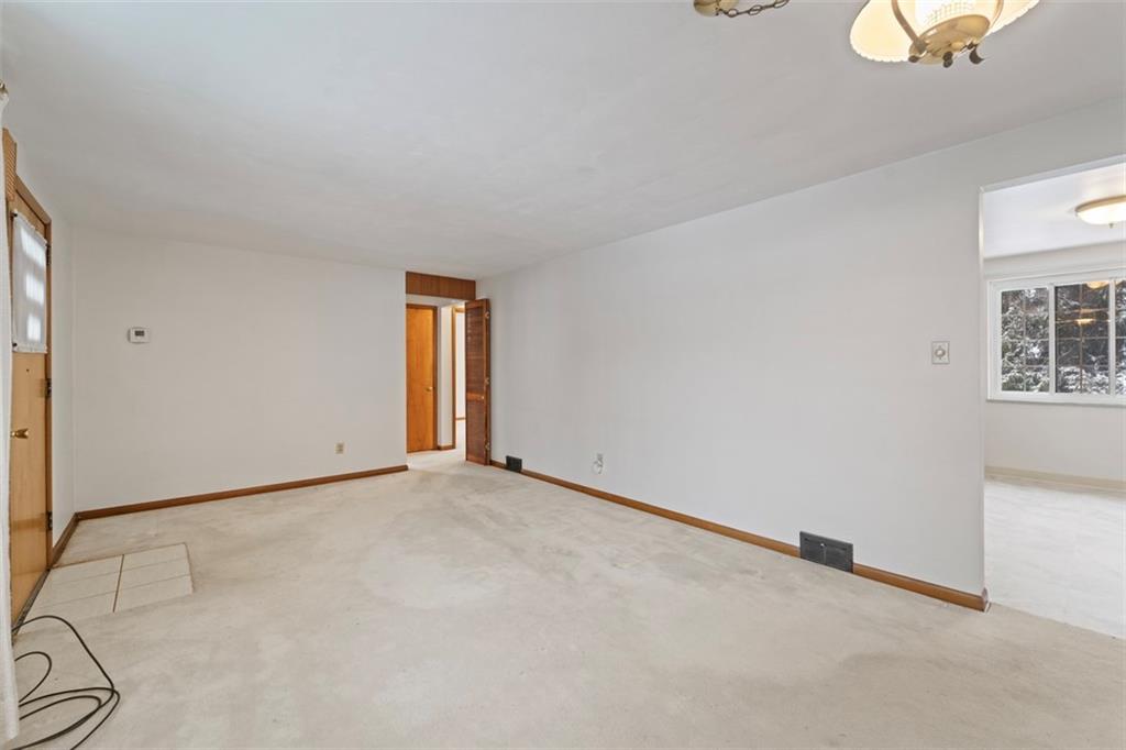 567 Beatty Road Monroeville, PA 15146 - Photo 8 of 38 Gallery Image 8