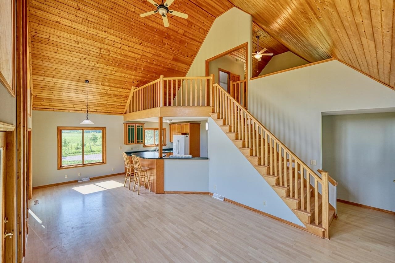 N8502 Schultz Road Portage, WI 53901 - Photo 5 of 56