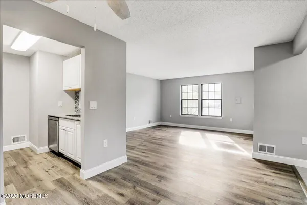 $2,150 | 306 Larkspur Lane, Jackson, NJ 08527