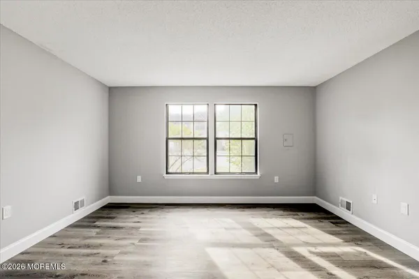 $2,150 | 306 Larkspur Lane, Jackson, NJ 08527