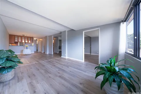 $530,000 | 4300 Waialae Avenue, Unit A203, Honolulu, HI 96816