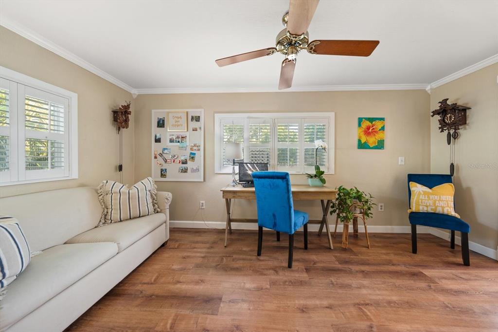 2233 Sunset Circle Largo, FL 33774 - Photo 28 of 46