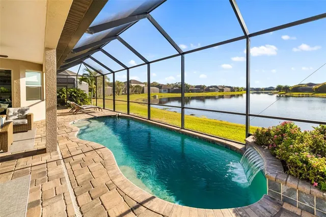 $830,000 | 436 Chantilly Trail, Bradenton, FL 34212