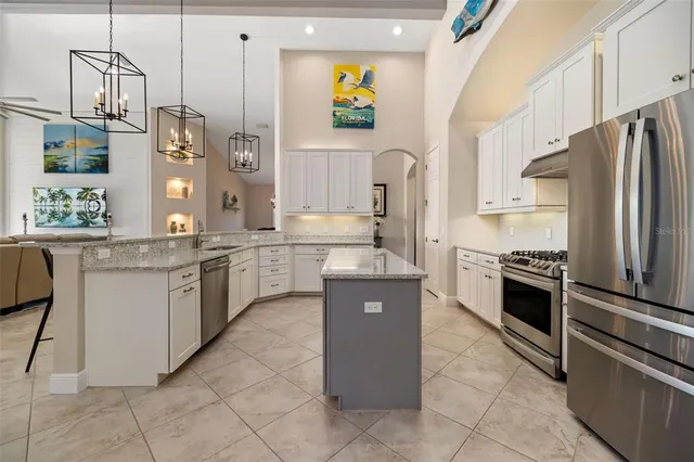 $830,000 | 436 Chantilly Trail, Bradenton, FL 34212