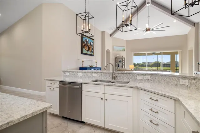 $830,000 | 436 Chantilly Trail, Bradenton, FL 34212