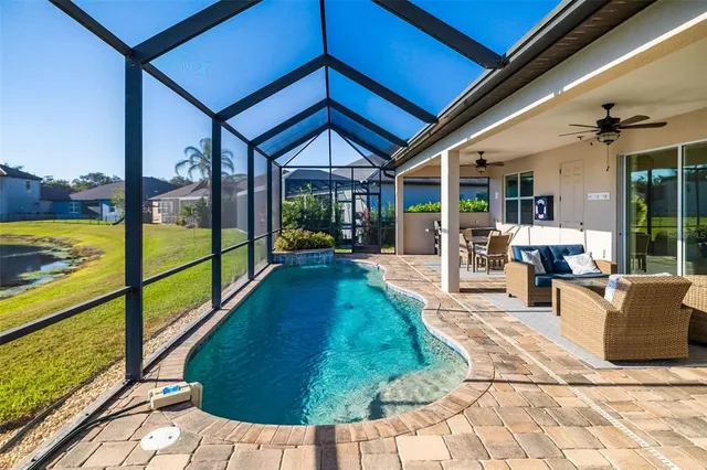 $830,000 | 436 Chantilly Trail, Bradenton, FL 34212