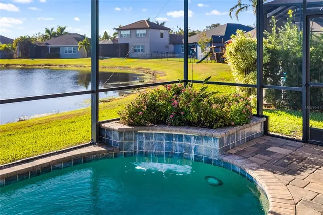 $830,000 | 436 Chantilly Trail, Bradenton, FL 34212