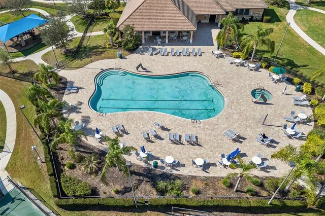 $830,000 | 436 Chantilly Trail, Bradenton, FL 34212