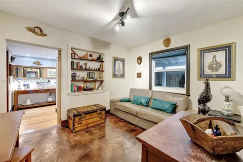$650,000 | 1401 Northeast 33rd Street, Oakland Park, FL 33334