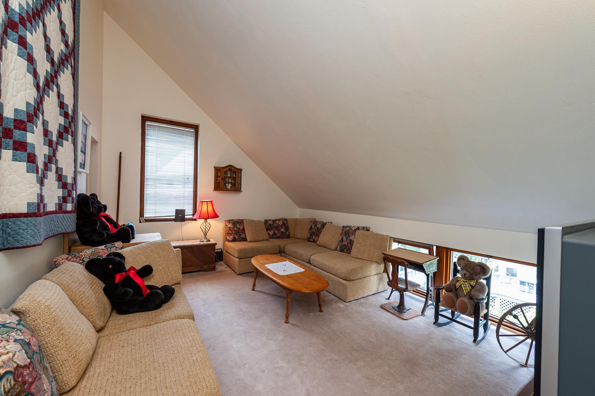 1386 Harpswell Islands Road Harpswell, ME 04066 - Photo 26 of 54 DSC_0506