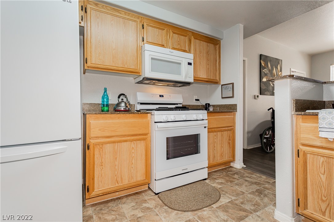 10550 West Alexander Road, Unit 1143 Las Vegas, NV 89129 - Photo 12 of 27 Gallery Image 12