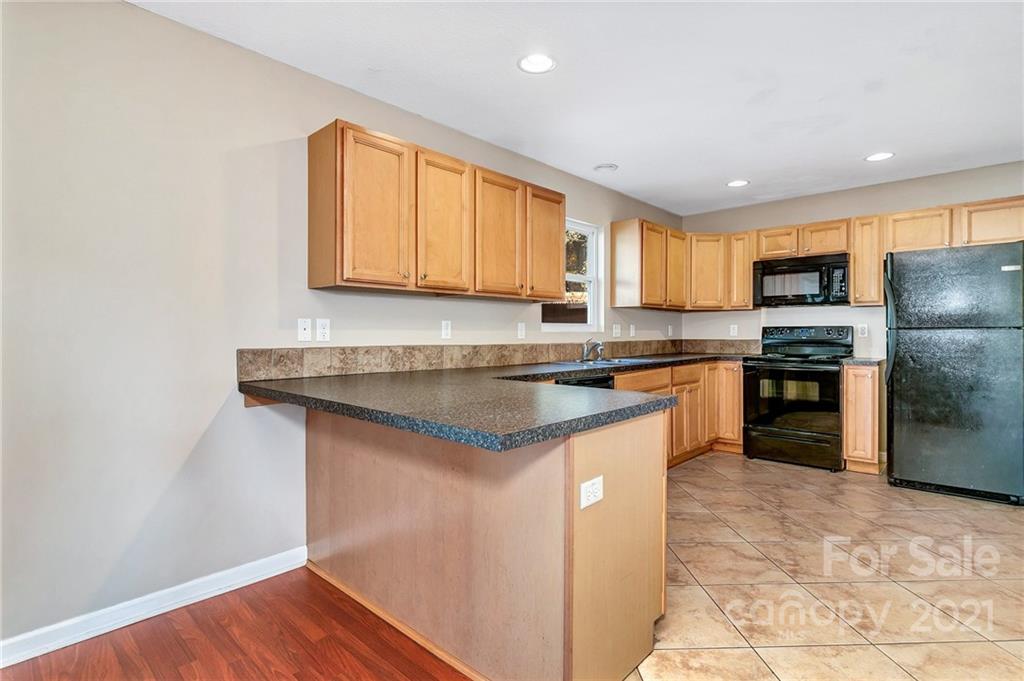 95 Rutherford Road Candler, NC 28715 - Photo 15 of 48 Gallery Image 15