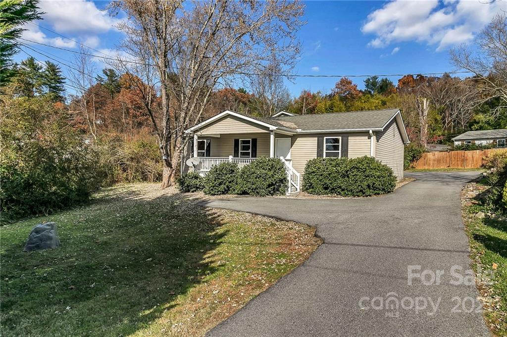 95 Rutherford Road Candler, NC 28715 - Photo 3 of 48 Gallery Image 3
