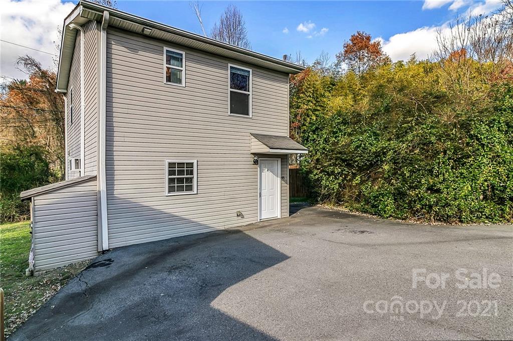 95 Rutherford Road Candler, NC 28715 - Photo 29 of 48 Gallery Image 29