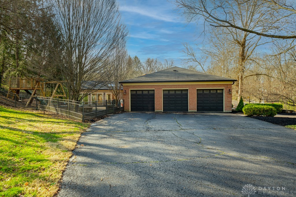 1350 Runnymede Road Oakwood, OH 45419 - Photo 72 of 100