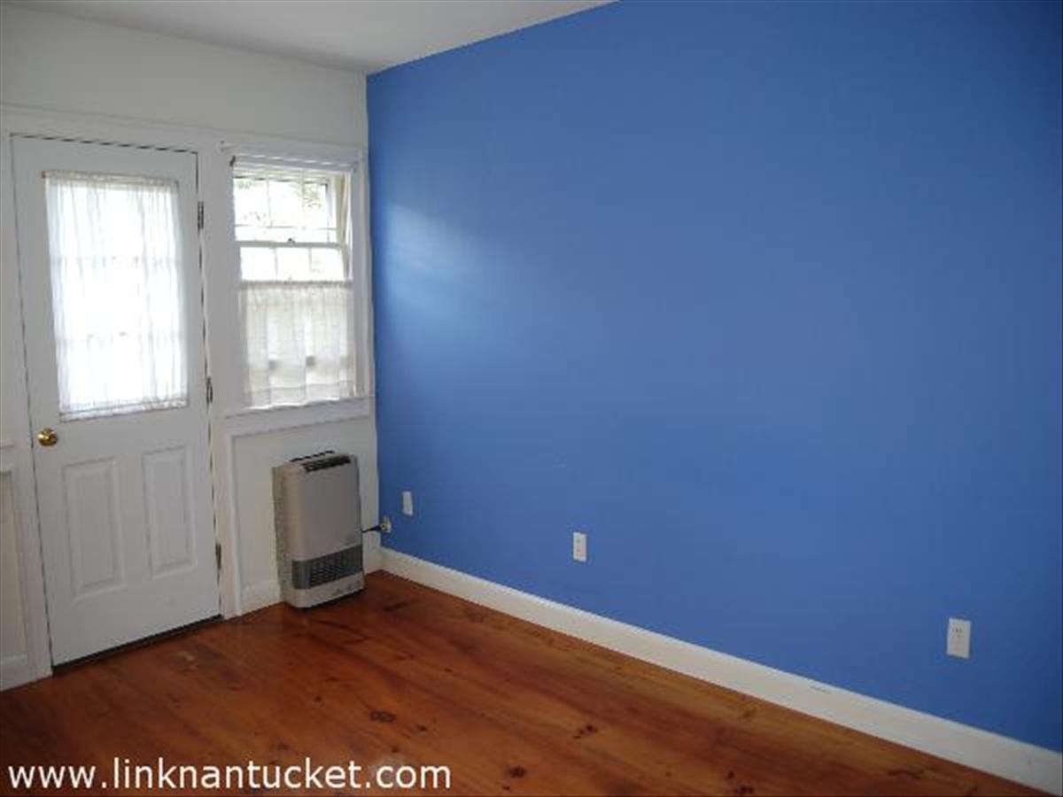 82 Surfside Road Nantucket, MA 02554 - Photo 18 of 22 Gallery Image 18